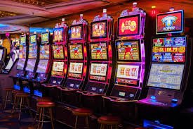 cv 6666 mobile live casino layout with black gold safety sections